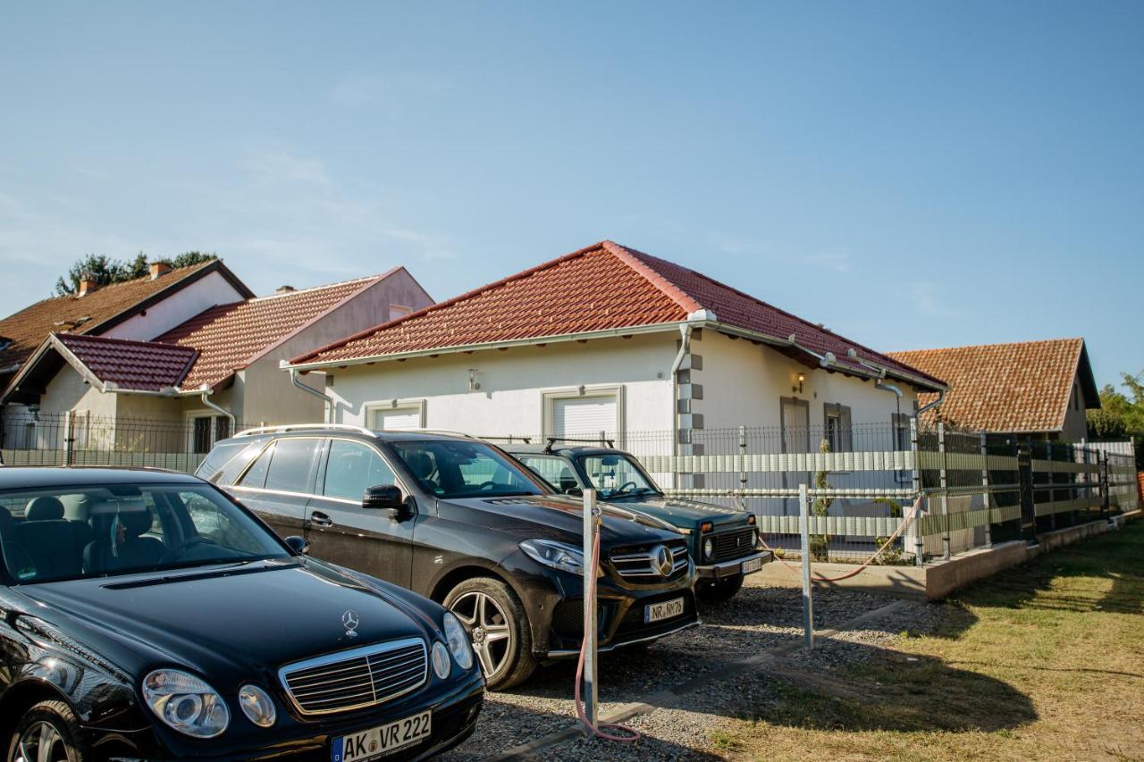 Apartmani Mikic Palic Ngoại thất bức ảnh