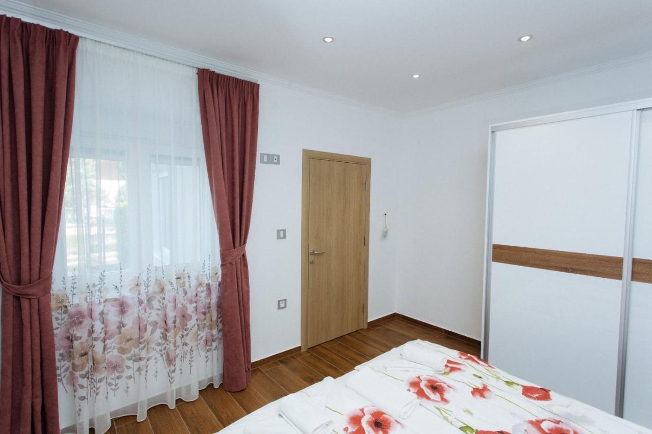 Apartmani Mikic Palic Ngoại thất bức ảnh